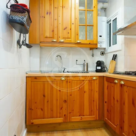 Apartment Cozy Near Sagrada Familia Barcelona